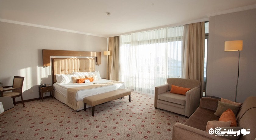 سوئیت جونیور هتل کرومار